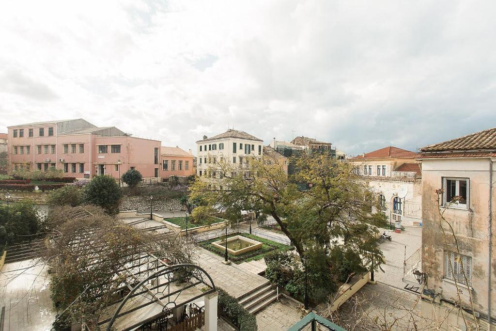 Deluxe Town Hall Square Flat In Historical Center 2 Corfu  Exterior foto