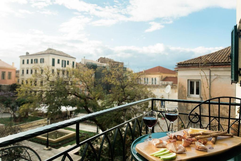 Deluxe Town Hall Square Flat In Historical Center 2 Corfu  Exterior foto